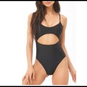Forever 21 | 🆕 Monokini one piece bathing suit